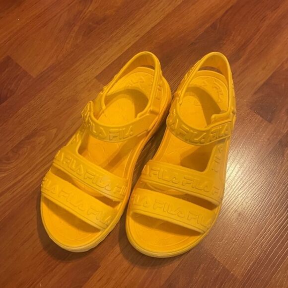 FILA Strappy Sandals Size women 6 men 5 - Picture 4 of 4